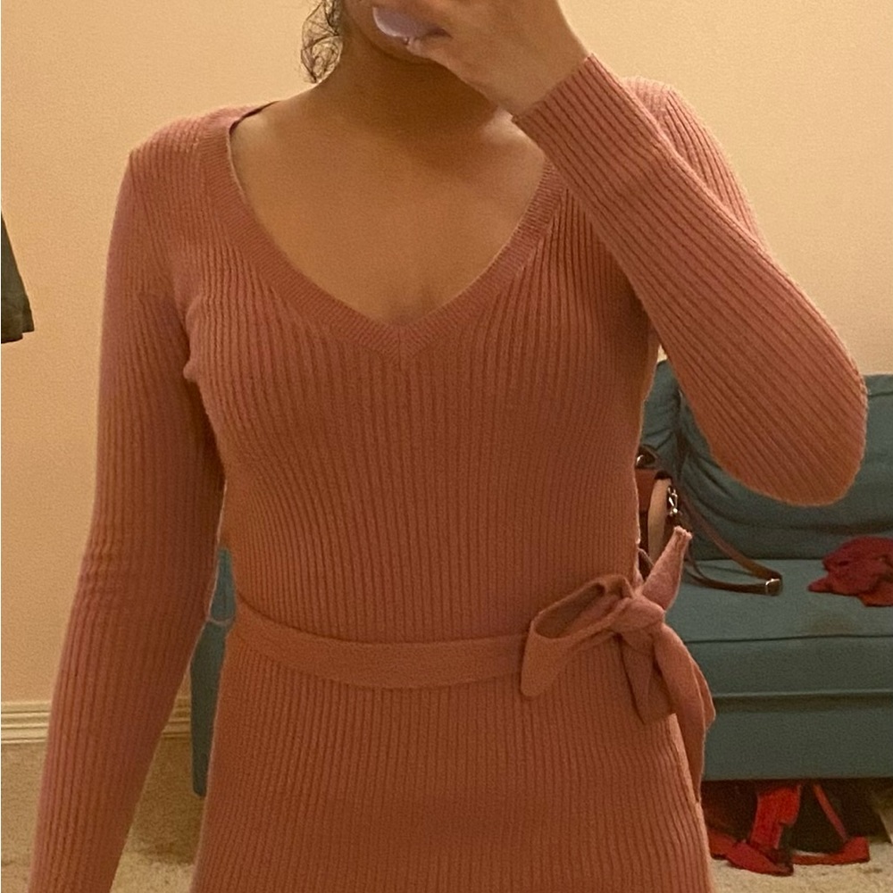 V-Neck Long Sleeve Midi Sweater Dress from FOREVER 21